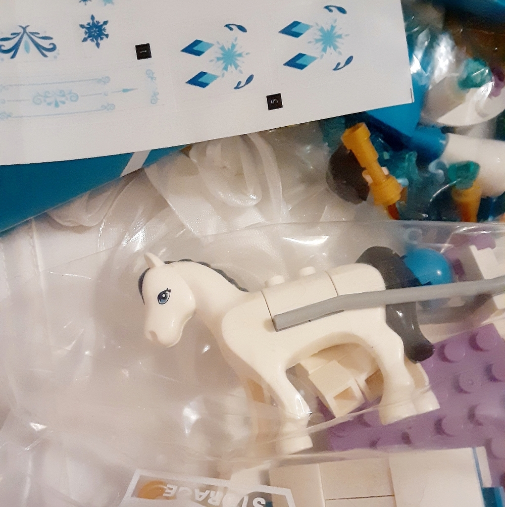 Girls Castle Building Blocks Toys Ice Princess Blue Castle Jimujia Lego - Picture 8 of 10